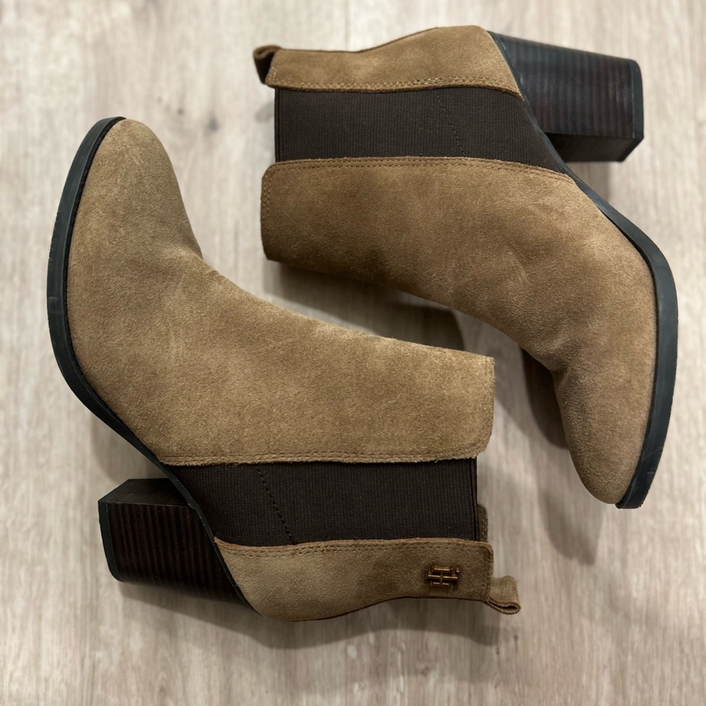 Tommy Hilfiger Suede Booties